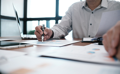 青岛怎么注册装饰公司？