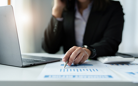 青岛代理注册商贸公司：流程、费用及优...