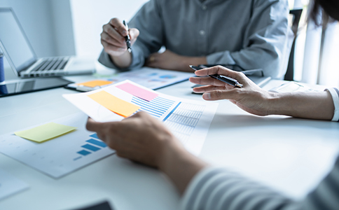 青岛公司股权变更流程怎么操作？