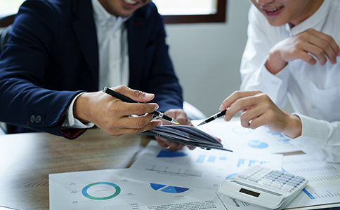 青岛代办公司注册公司多少钱啊？