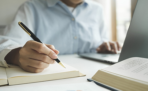 在青岛开公司怎么办手续？