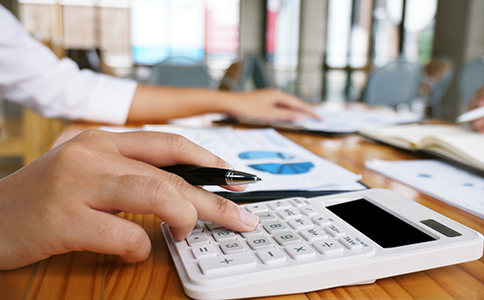 青岛网约车公司怎么注册？