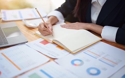 青岛代办注册公司多少钱？真实市场价格...