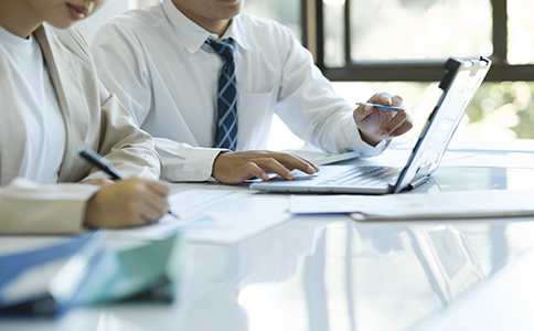 如何注册青岛电子商务公司？